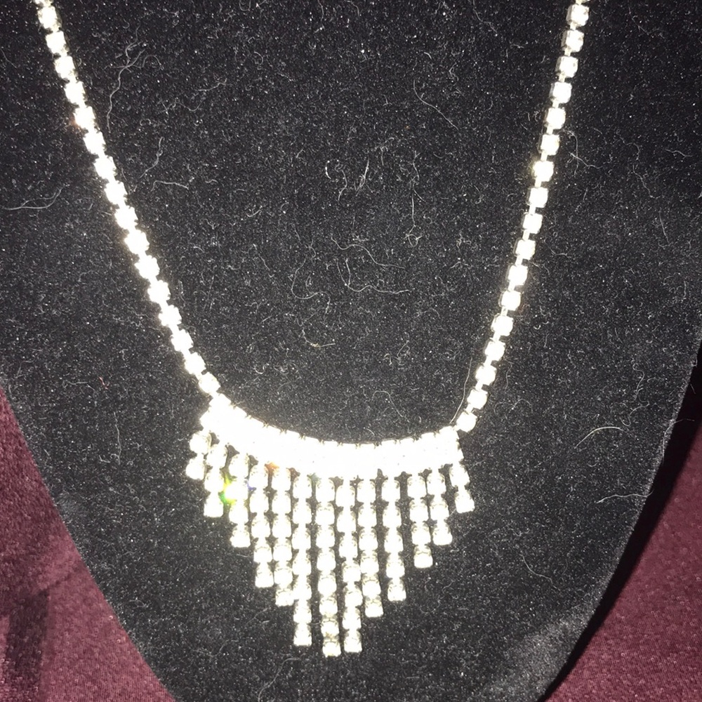 Vintage Rhinestone Necklace - Picture 3 of 5